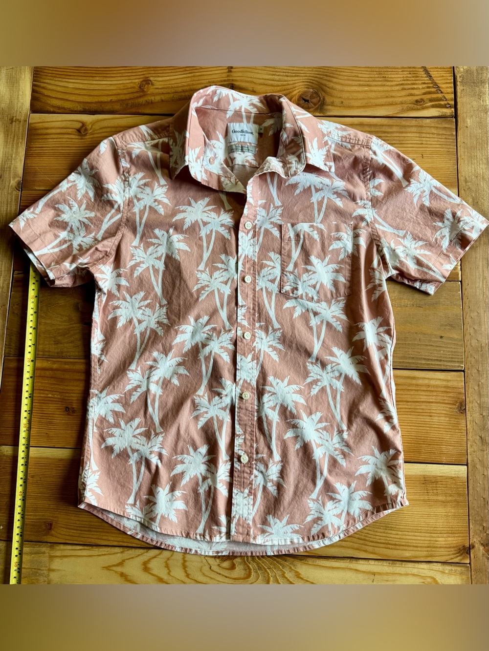 Goodfellow & Co Men’s Salmon Palm-Print Short-Sleeve Shirt